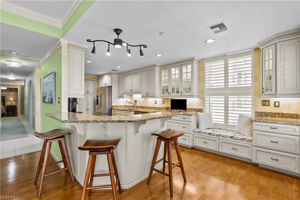 500 Winston Salem AVE 203