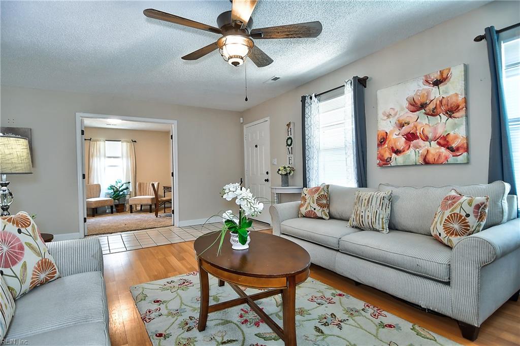 1512 Eagleton Ln