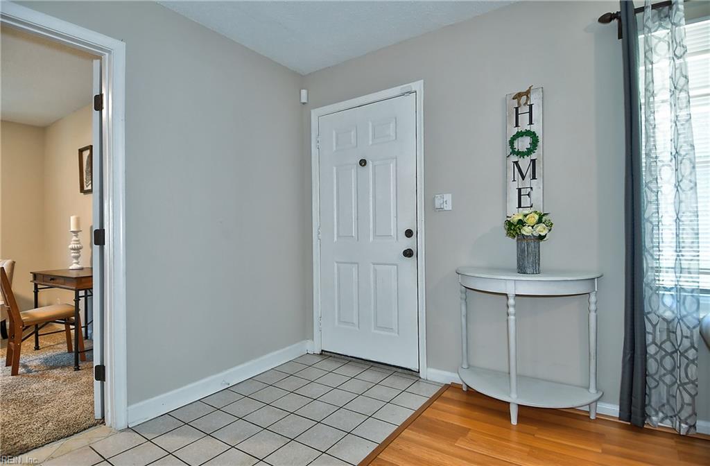 1512 Eagleton Ln