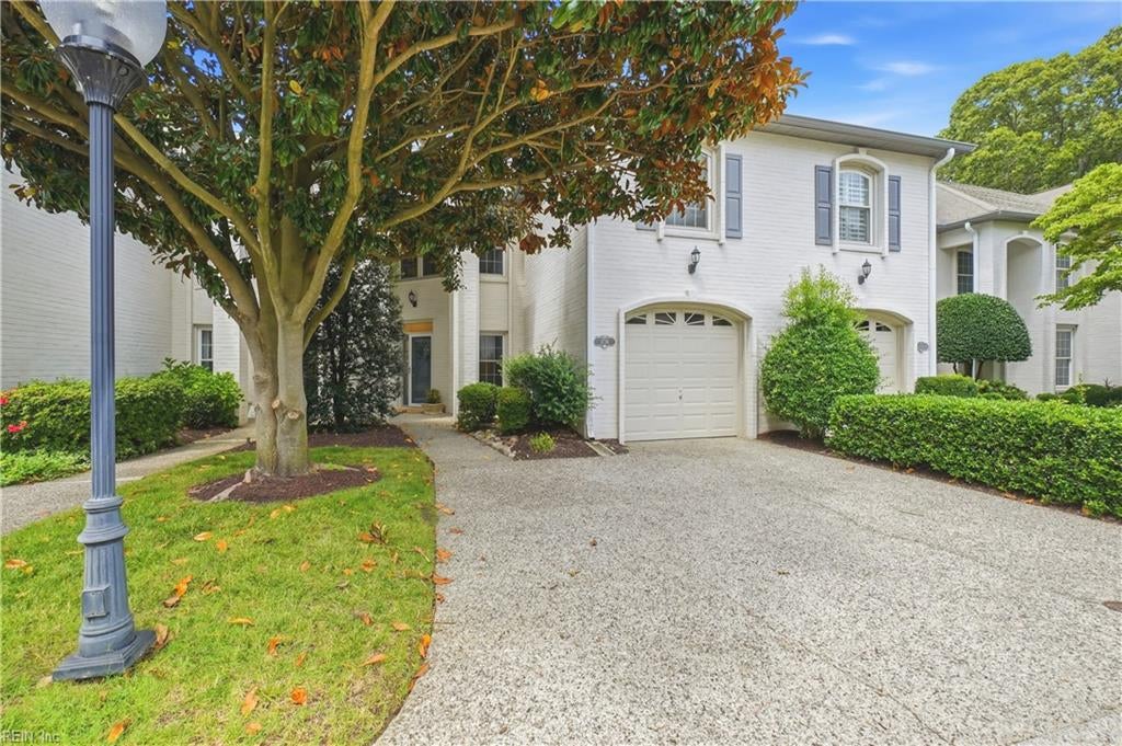 1736 Royal Cove CT