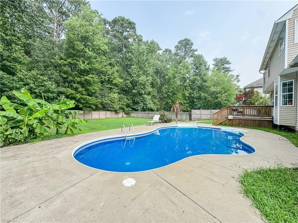 4936 Oriole DR