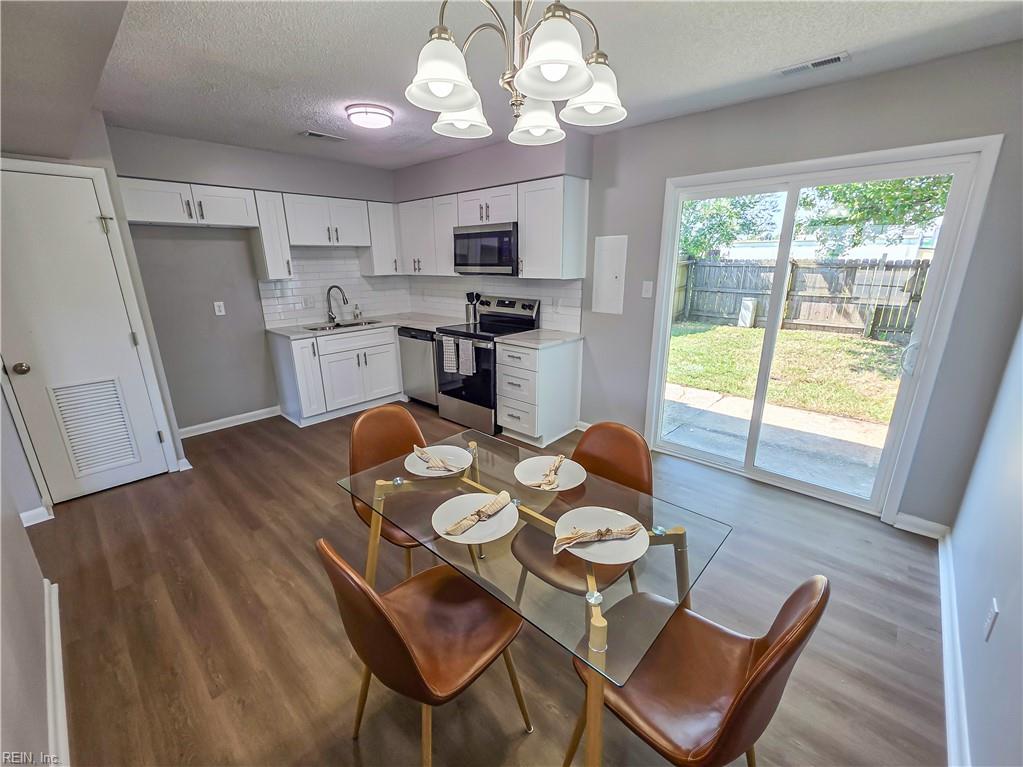 1006 Barnacle CT