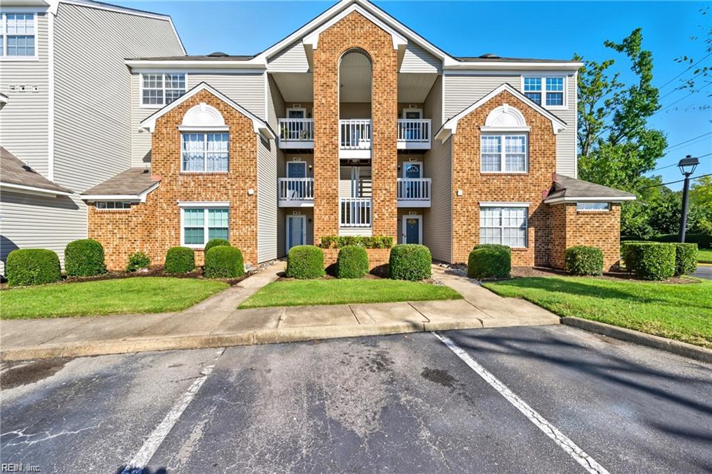 4165 Laurel Green CIR
