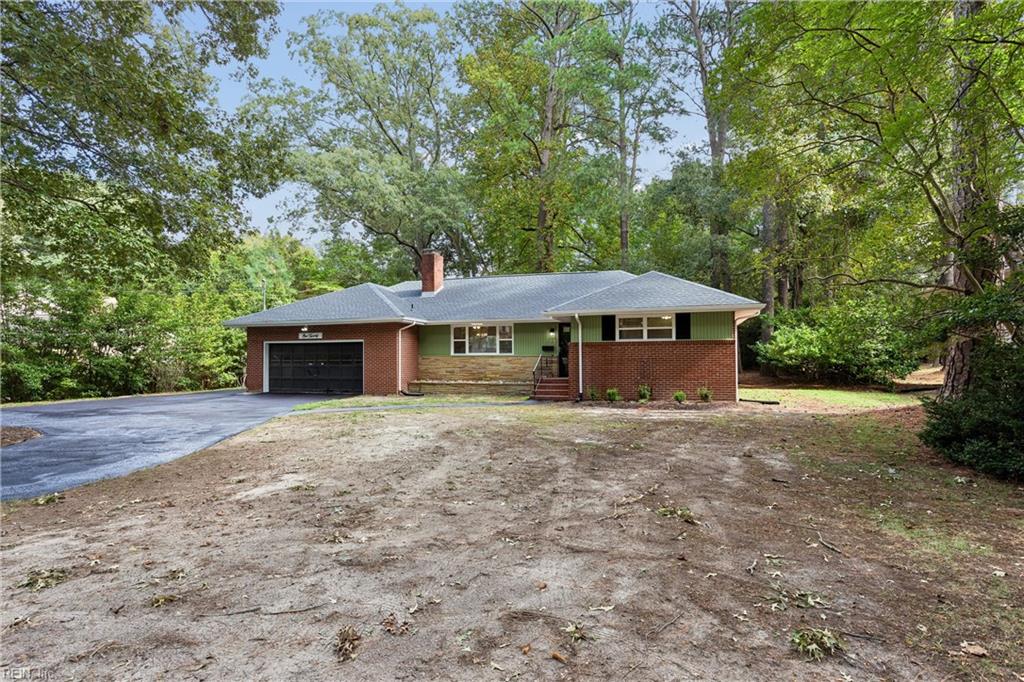 120 Selden RD