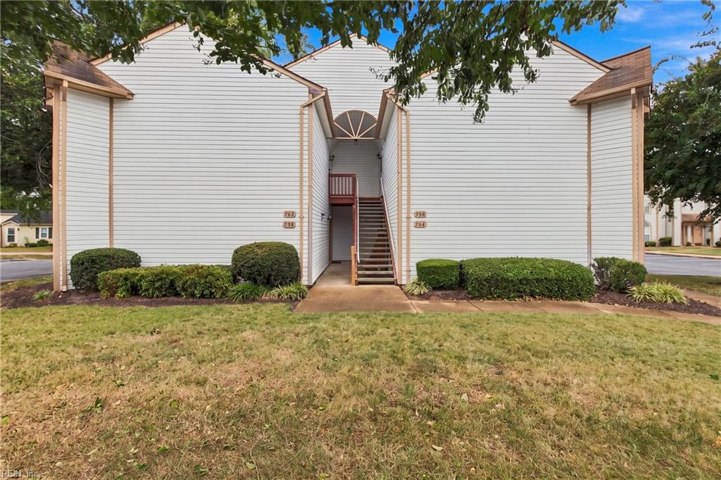 758 Harbor Springs TRL