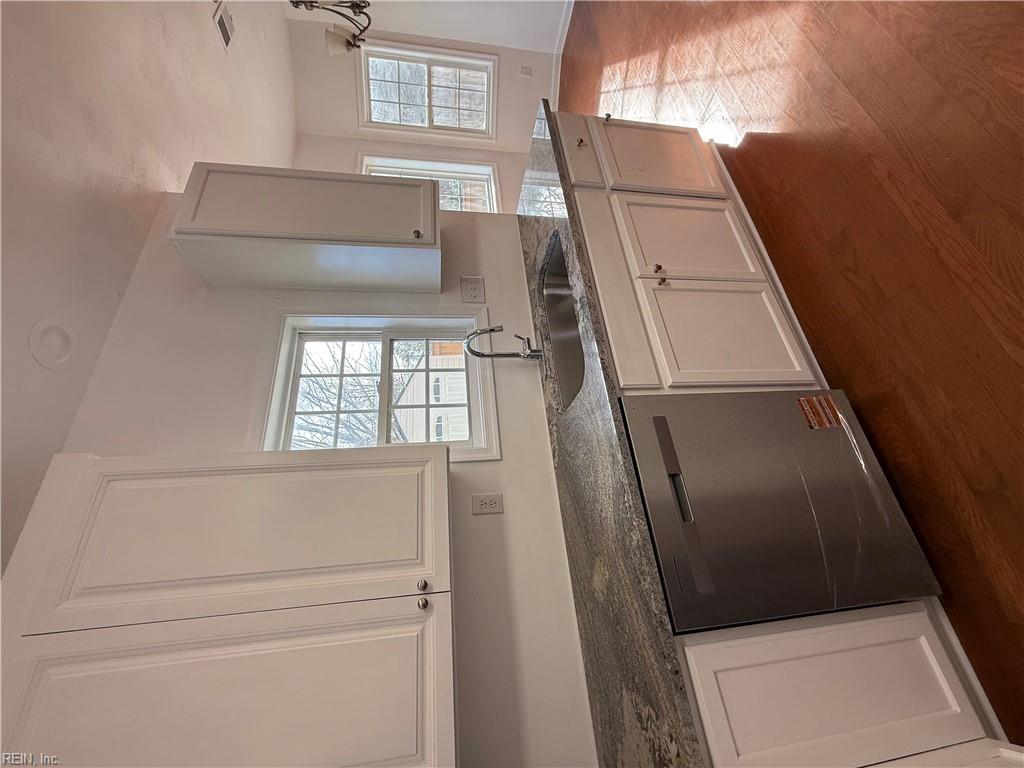 1752 Schooner Strait CT