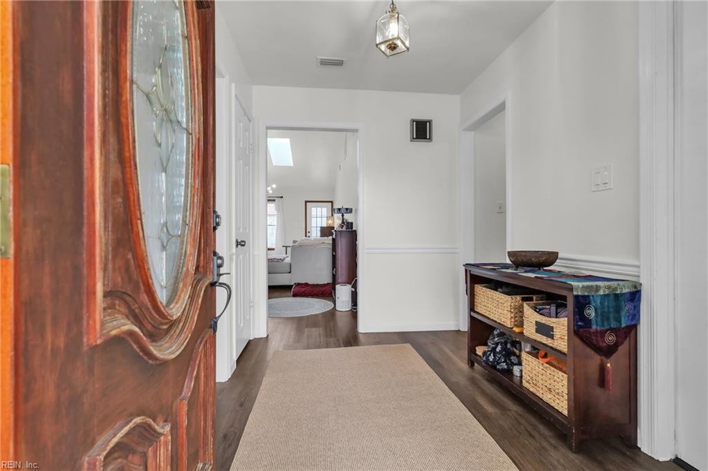 1332 Darien CT