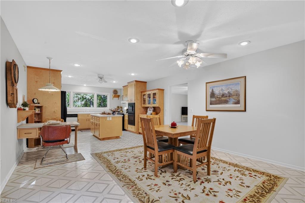 10282 Vidaurri LN
