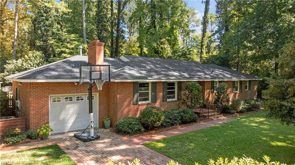 3416 Green Holly CRES