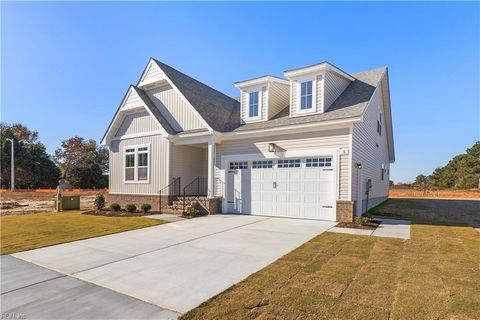 5 Mulligan LN Suffolk VA 23434