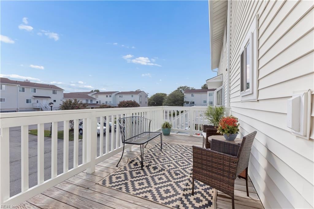 8 Cantamar CT