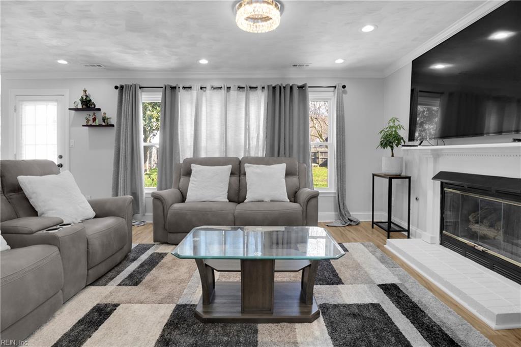 3025 Silver Maple DR