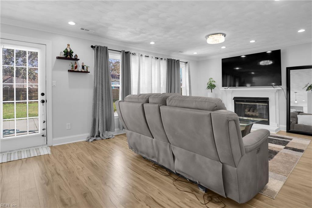 3025 Silver Maple DR