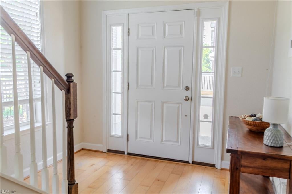 1152 Chatham LN 14