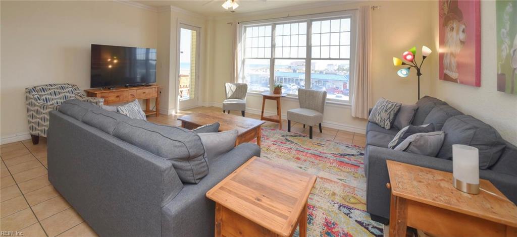 204 Sandbridge RD 207