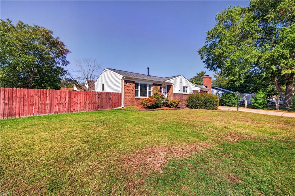 633 Cunningham RD