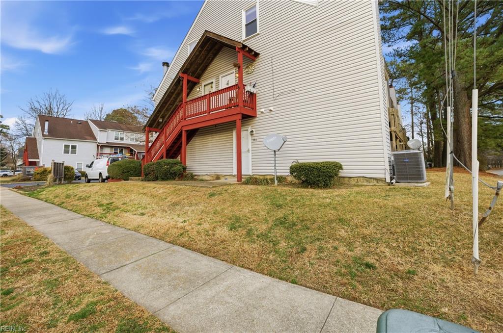 500 Barberton DR 201