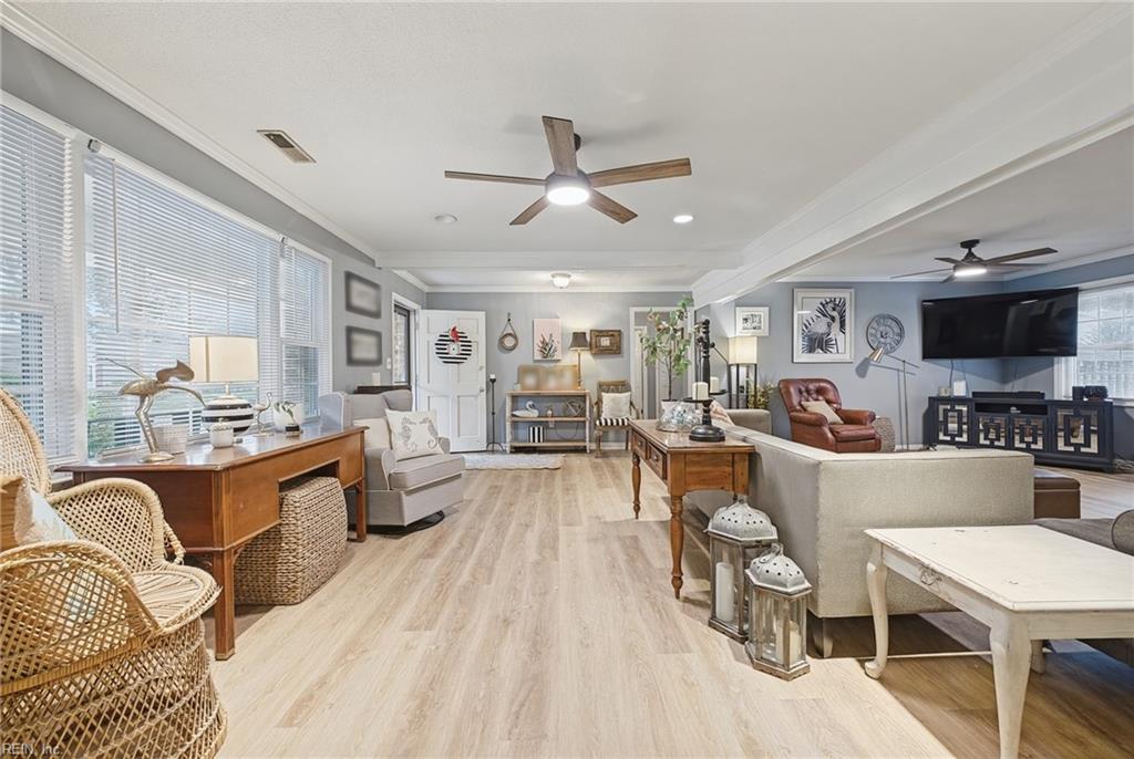 228 Cheltenham DR