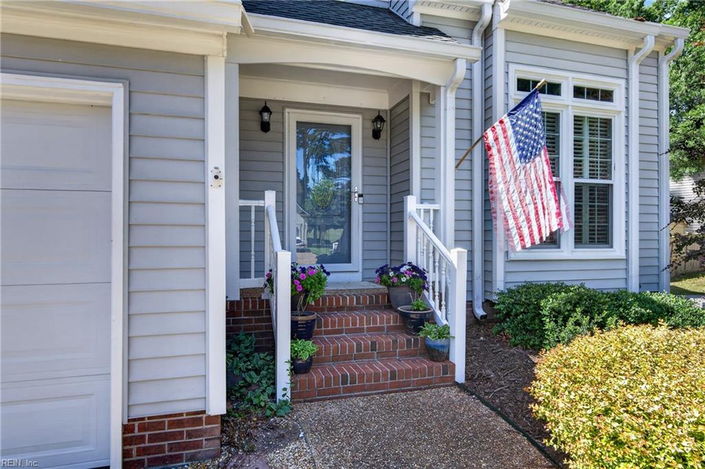 103 W Wedgwood DR