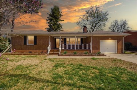 1712 Keeling RD Virginia Beach VA 23455