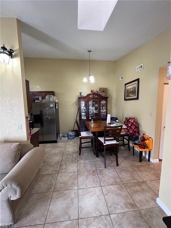 433 Shelter DR