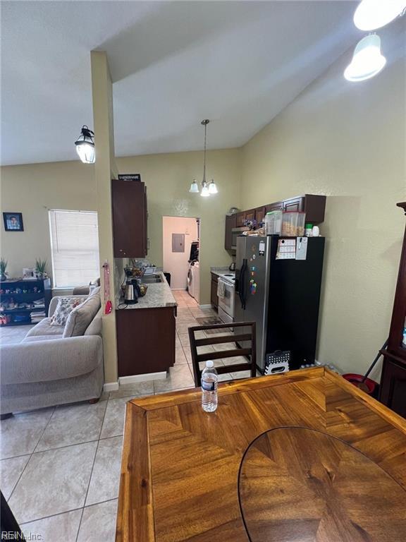 433 Shelter DR