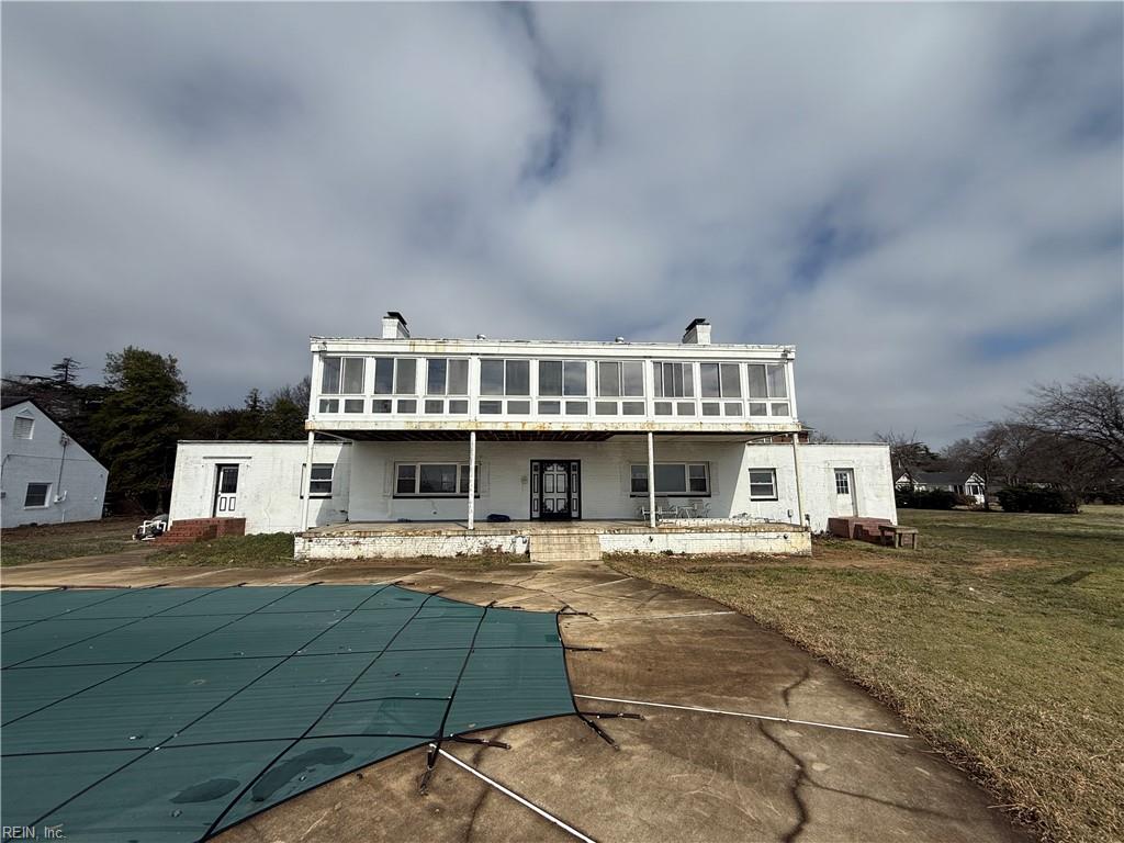 323 S Willard AVE