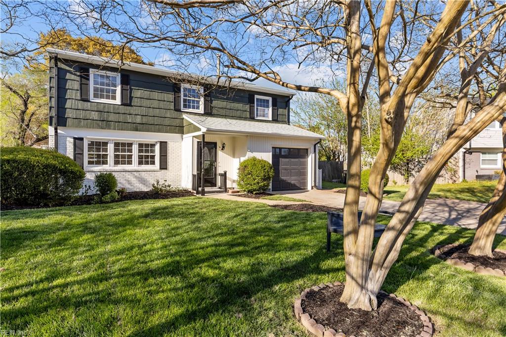 804 Stratford Hall DR