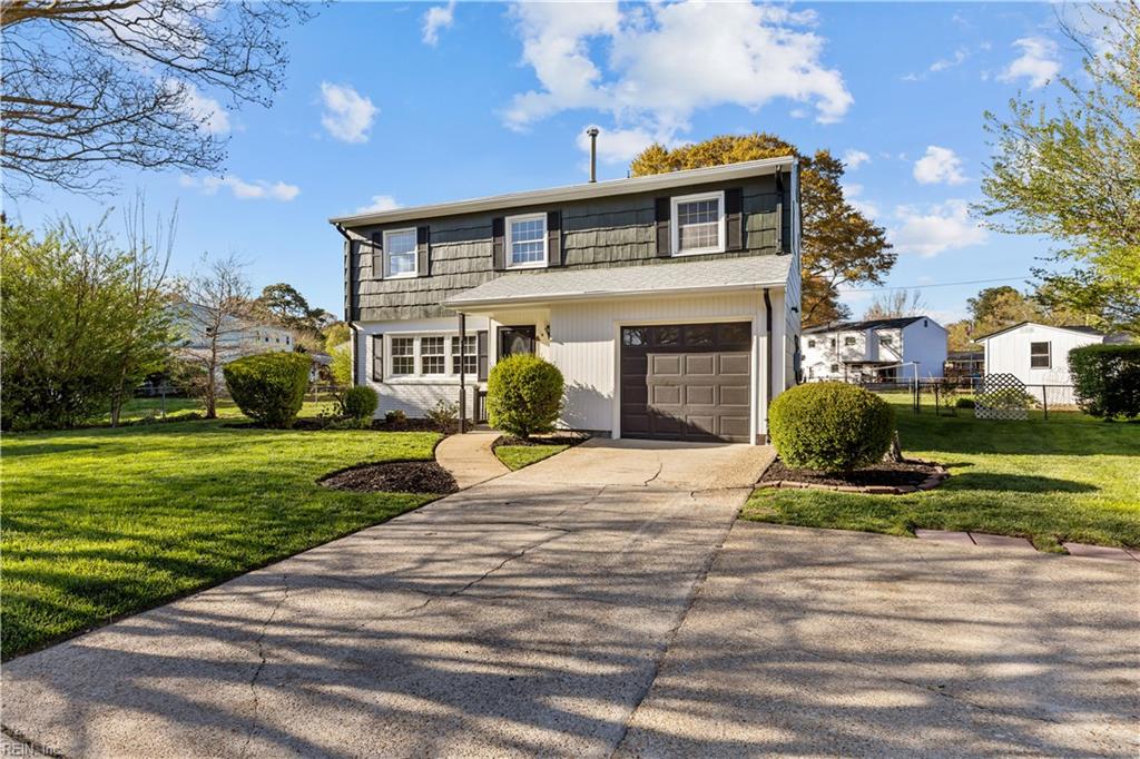 804 Stratford Hall DR