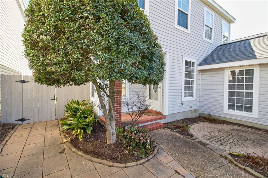 2136 Marina Shores DR