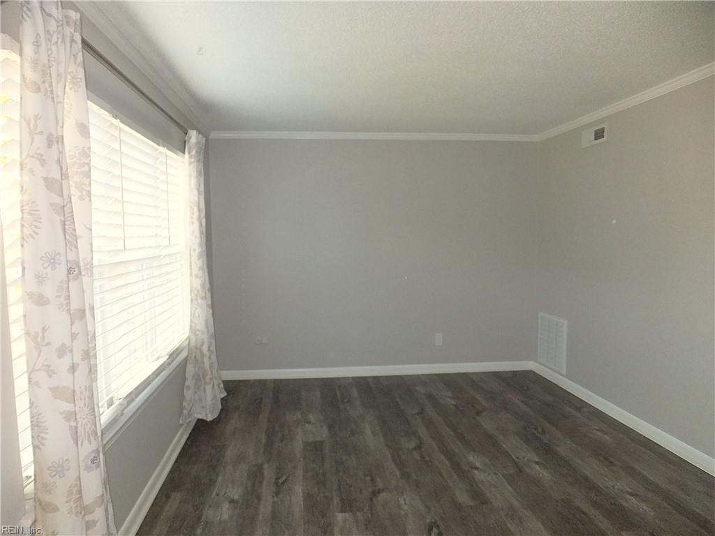 2302 Brigadoon CT