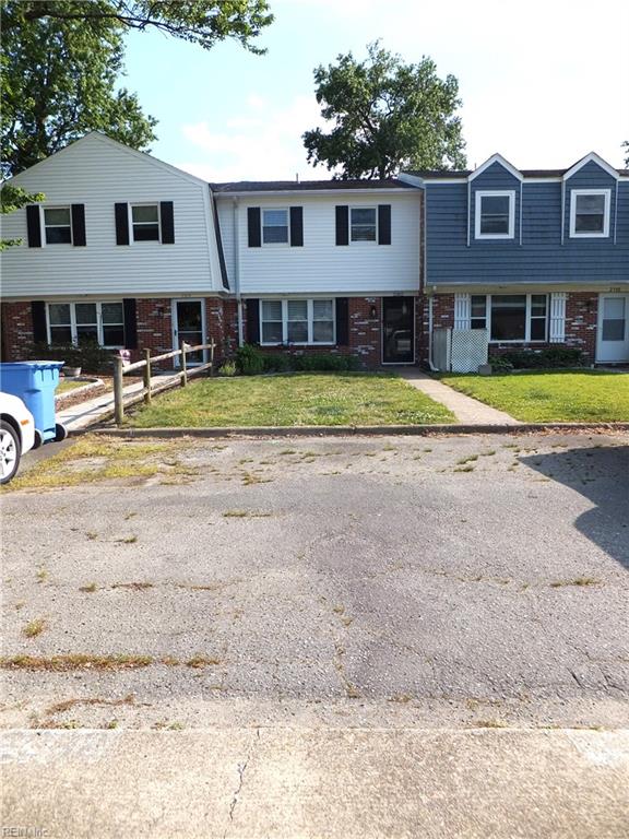 2302 Brigadoon CT