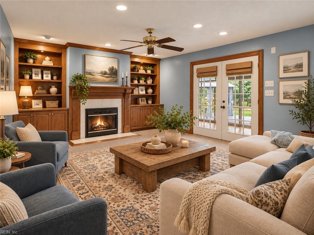 8139 Manor DR