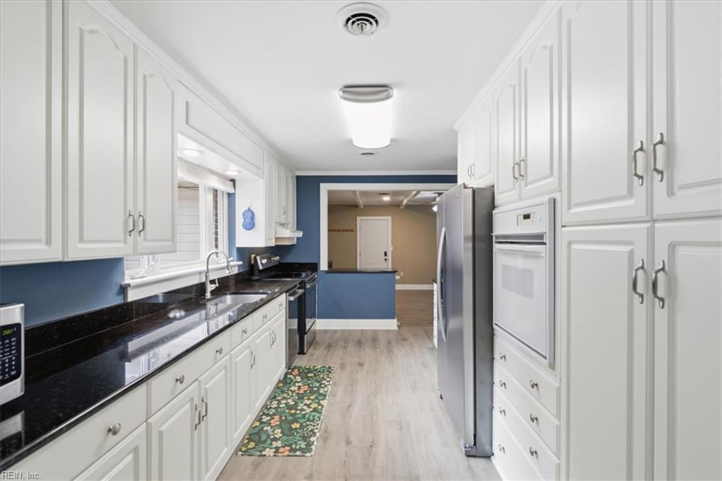 2016 Oak Leaf LN