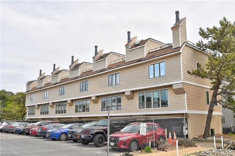 2328 Starfish RD Virginia Beach VA 23451