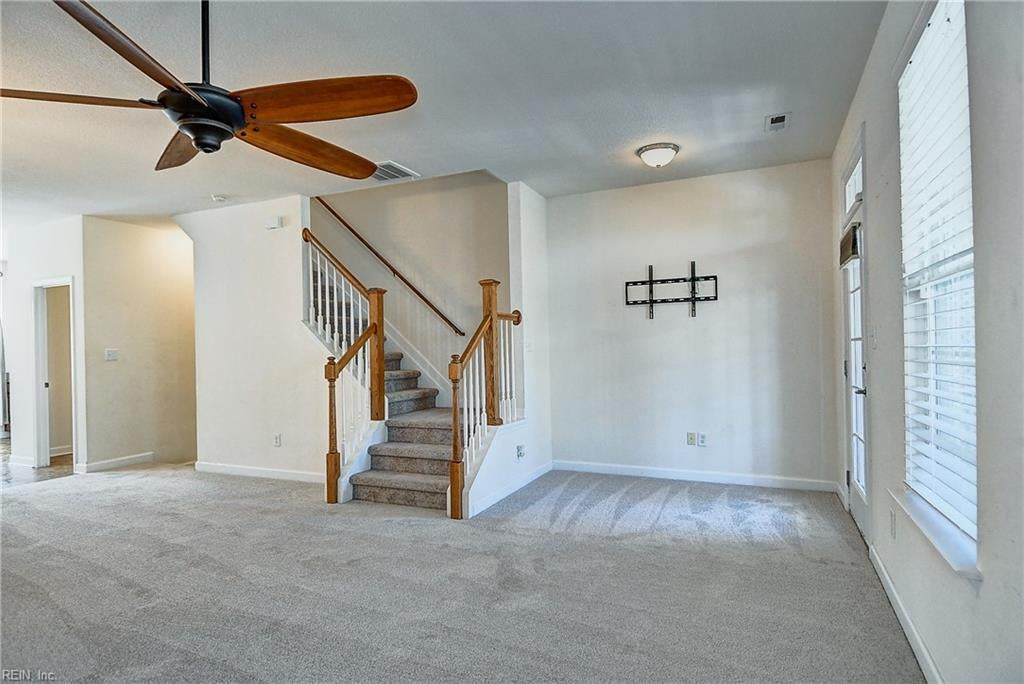 257 Feldspar ST