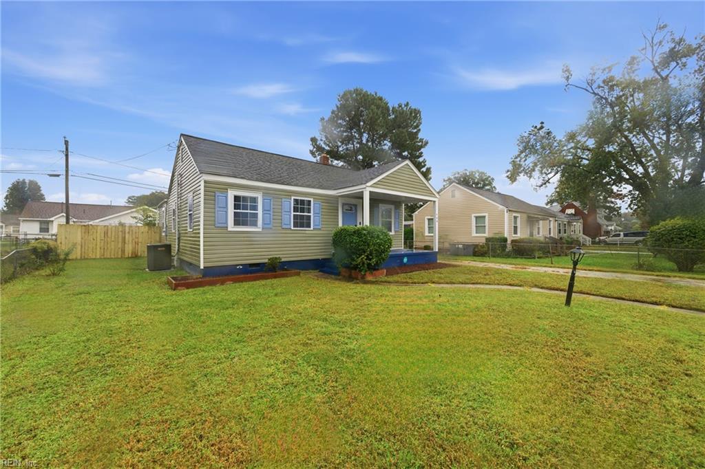 406 Colonial AVE