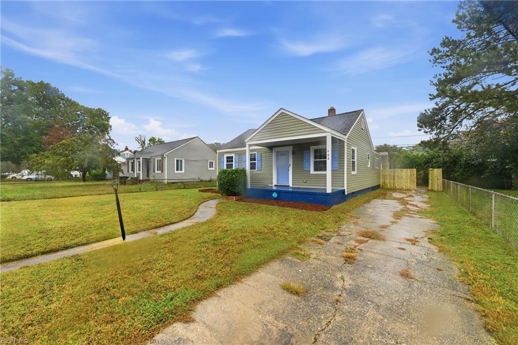 406 Colonial AVE