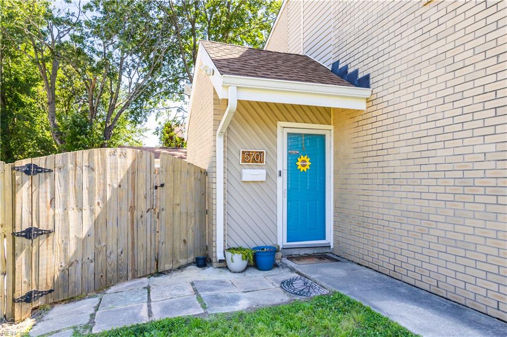 5701 Morningside CT