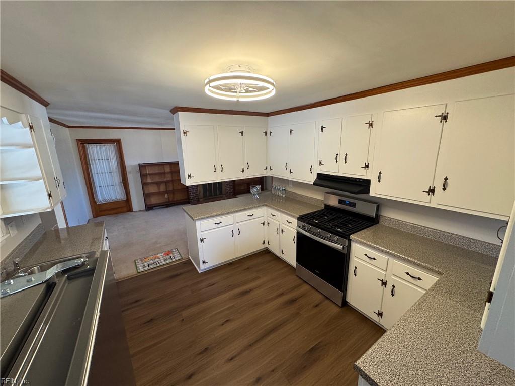 1020 Miles Standish RD