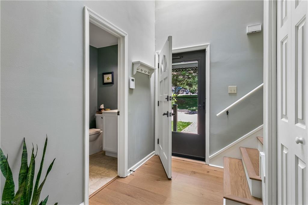 102 Tendril CT