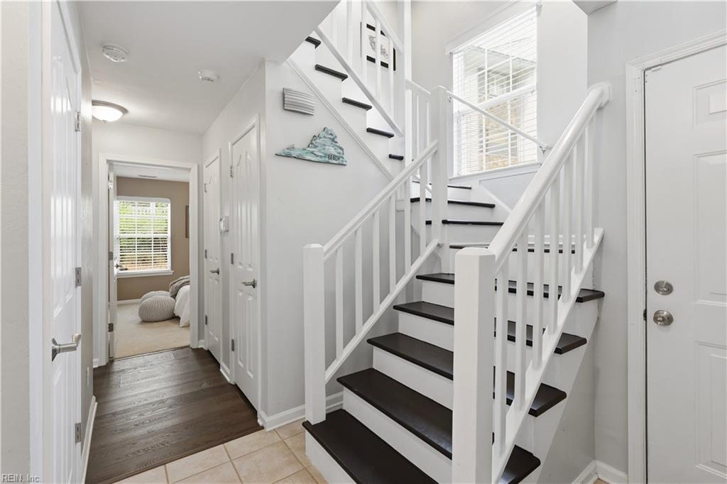 3208 Lynnhaven DR