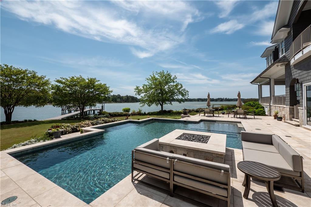 1700 River CT