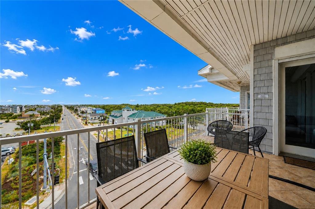 204 Sandbridge RD 404