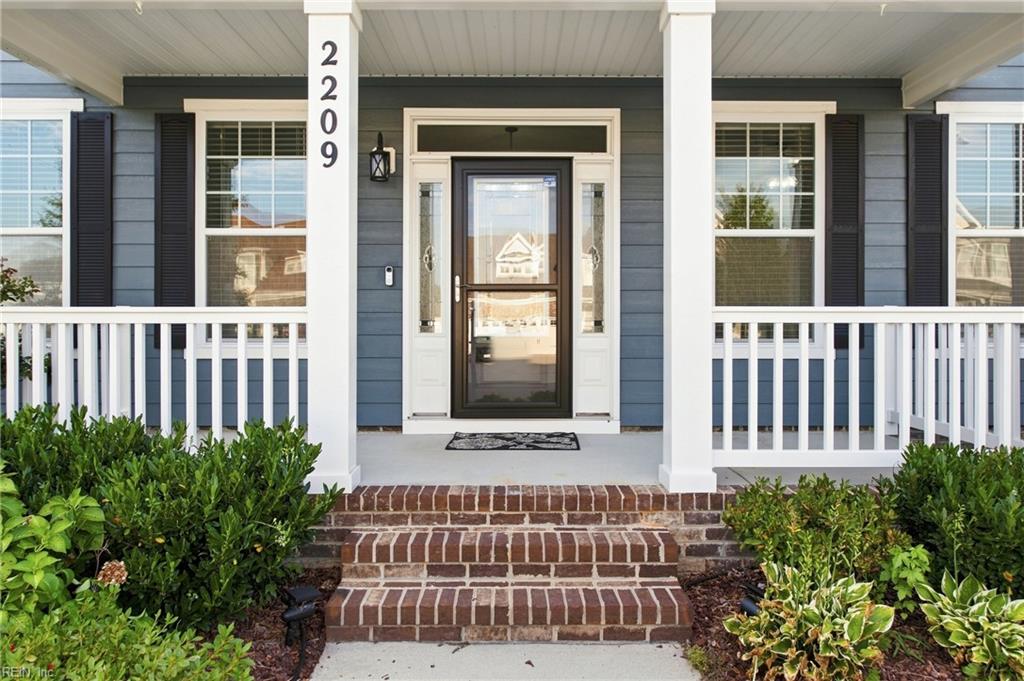 2209 Beeblossom LN