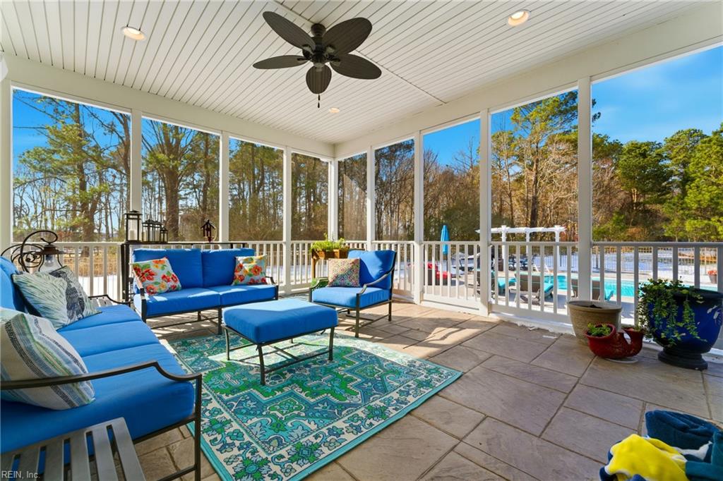 2100 Saint Brides RD W