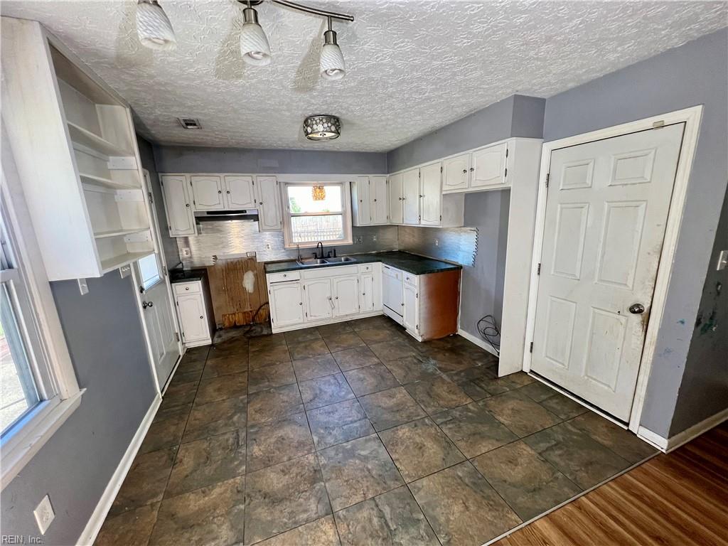 119 Admiral CT