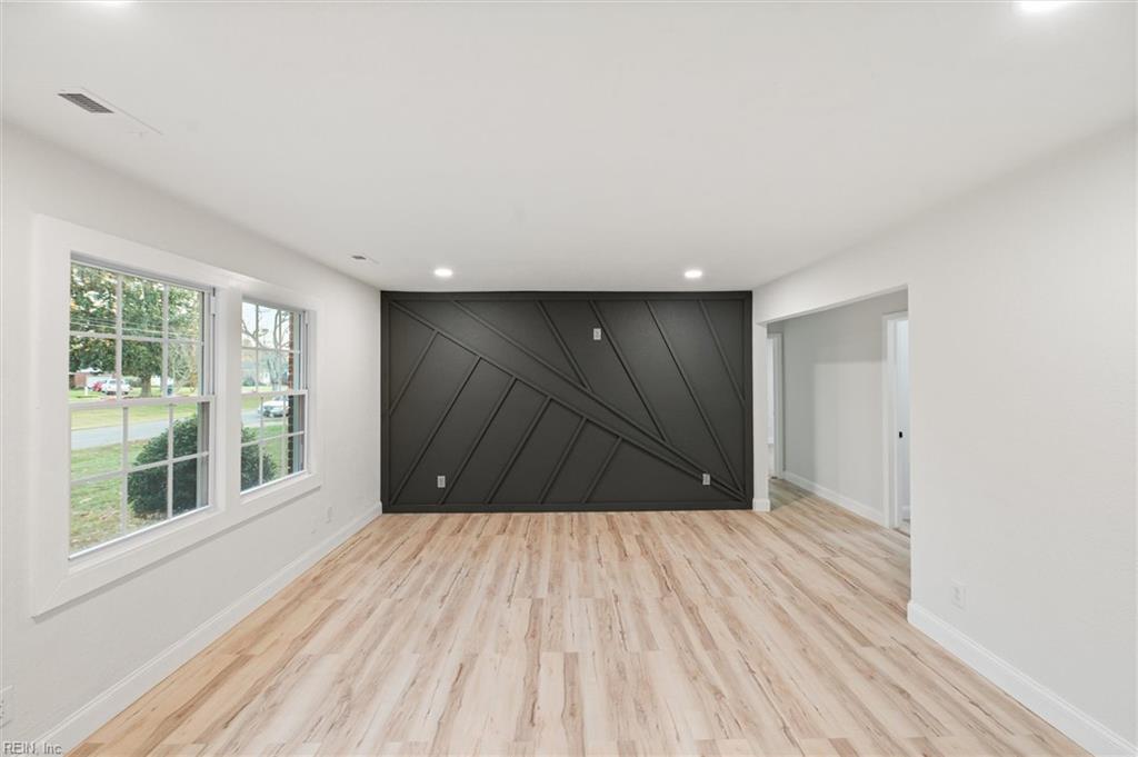 1713 Greenhouse RD
