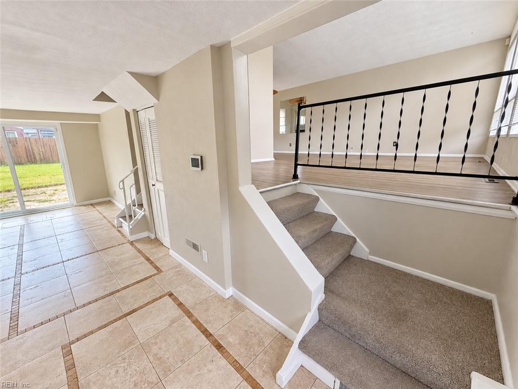 5509 Sandpiper LN