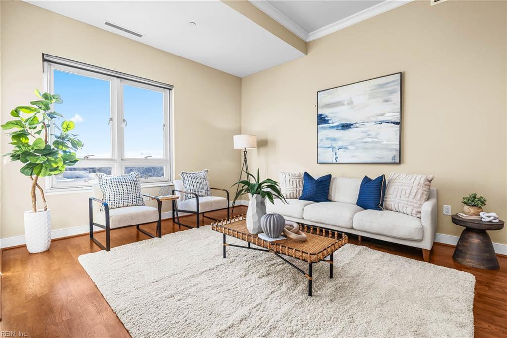 4545 Commerce ST 1706